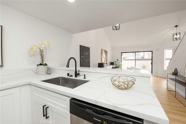 508 G N Imperial, Ontario, CA 91764