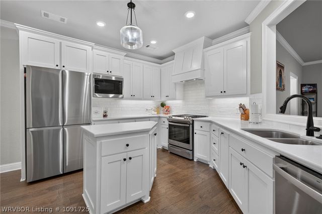 8319 Mclaren Drive, Fort Smith, AR 72916