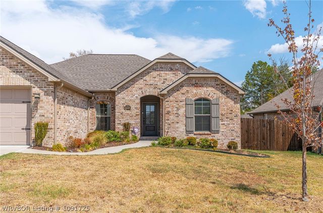 8319 Mclaren Drive, Fort Smith, AR 72916