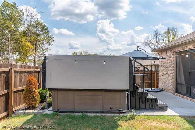 8319 Mclaren Drive, Fort Smith, AR 72916