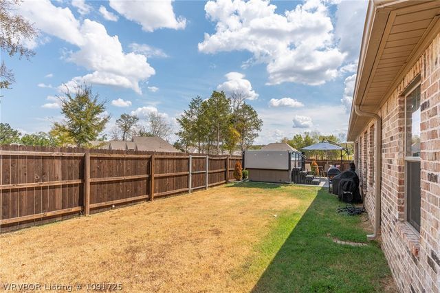 8319 Mclaren Drive, Fort Smith, AR 72916
