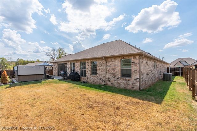 8319 Mclaren Drive, Fort Smith, AR 72916
