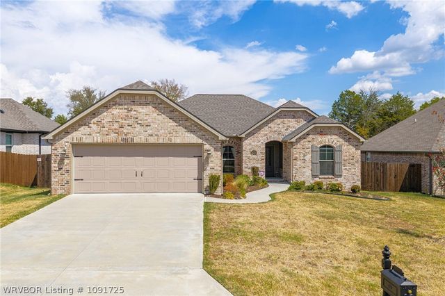 8319 Mclaren Drive, Fort Smith, AR 72916