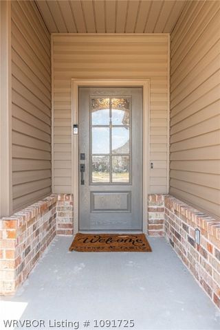8319 Mclaren Drive, Fort Smith, AR 72916