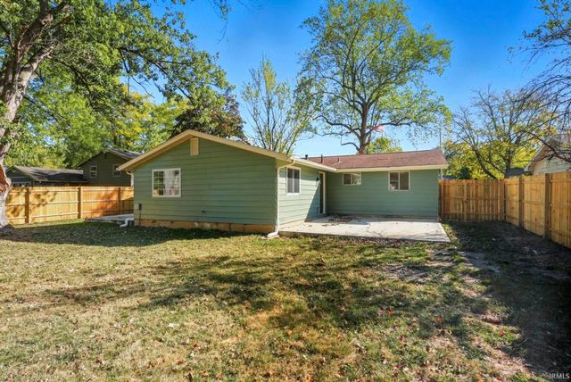 1903 Coronet Drive, Fort Wayne, IN 46815