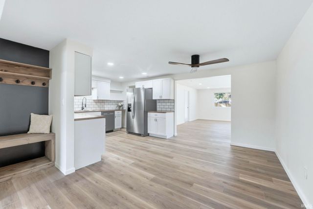 1903 Coronet Drive, Fort Wayne, IN 46815