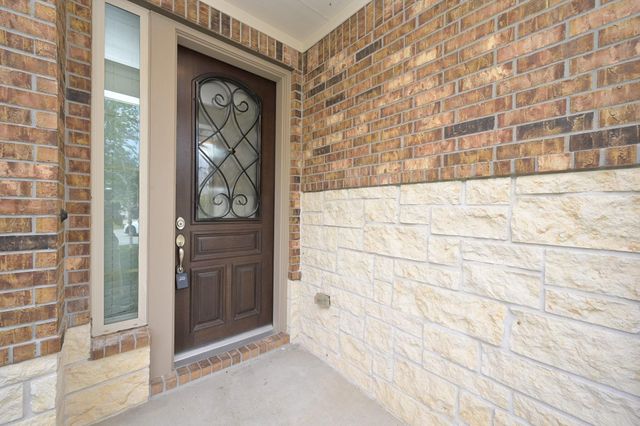 7 Florentino Vine Place, Magnolia, TX 77354