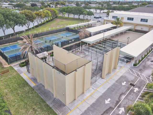 253 Coventry K, West Palm Beach, FL 33417