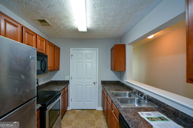 4103 Fairington Club Drive, Lithonia, GA 30038