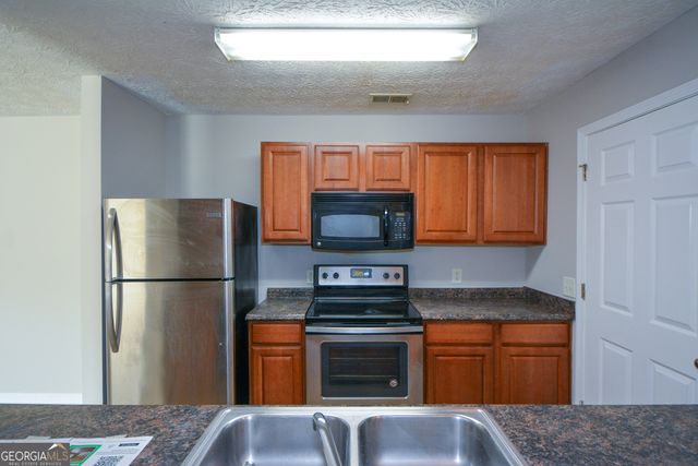 4103 Fairington Club Drive, Lithonia, GA 30038