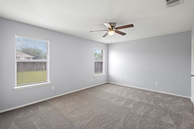 1516 S Rockwall Avenue, Terrell, TX 75160