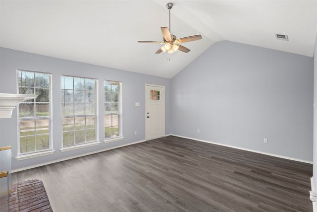 1516 S Rockwall Avenue, Terrell, TX 75160