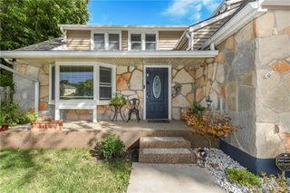 701 SW Ward Road, Lee's Summit, MO 64081