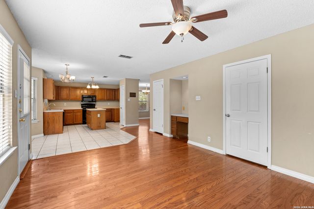 7706 Fallen Pine, Converse, TX 78109