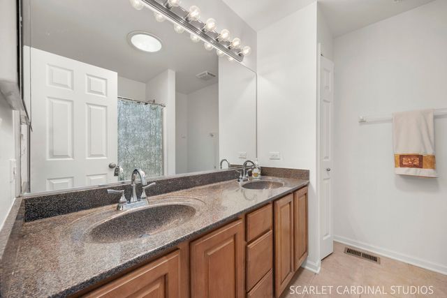 1419 S Fairfield Avenue, Lombard, IL 60148
