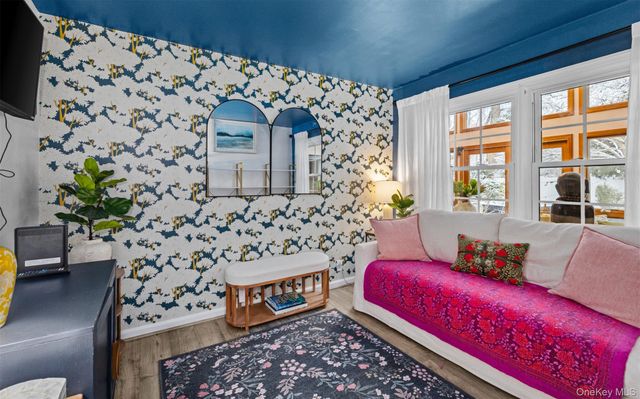 194 W Neck Road, Huntington, NY 11743