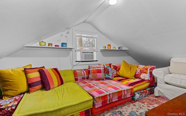 194 W Neck Road, Huntington, NY 11743