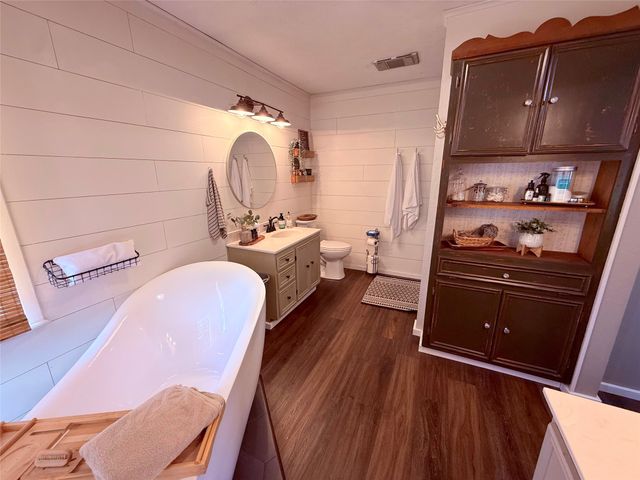 1445 County Road 4450, Winnsboro, TX 75494