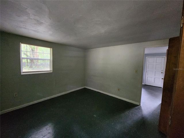 1958 NW 4 STREET B, Gainesville, FL 32609