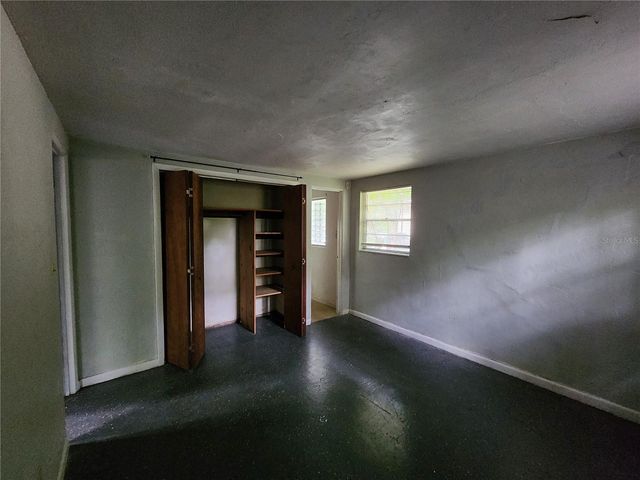 1958 NW 4 STREET B, Gainesville, FL 32609