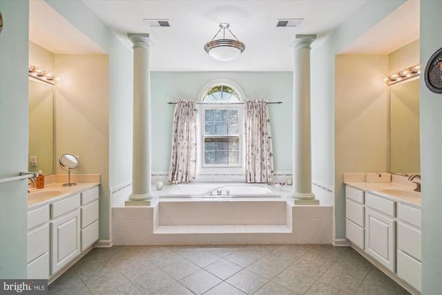 21120 HICKORY FOREST WAY, Germantown, MD 20876