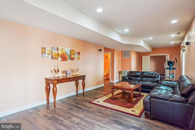 21120 HICKORY FOREST WAY, Germantown, MD 20876