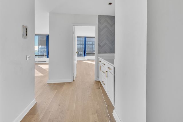 5445 N Sheridan Road 1512, Chicago, IL 60640