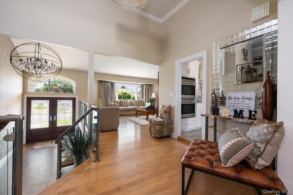 11 Knell Drive, Massapequa Park, NY 11762 — photo 4