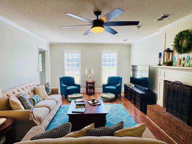775 ROYAL FOREST DR, Collierville, TN 38017