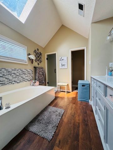775 ROYAL FOREST DR, Collierville, TN 38017
