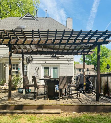 775 ROYAL FOREST DR, Collierville, TN 38017