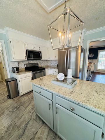 775 ROYAL FOREST DR, Collierville, TN 38017