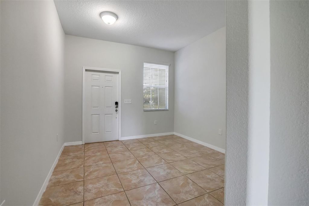 Image 11 of property listing at 10769 SAVANNAH LANDING CIRCLE, Orlando, FL 32832