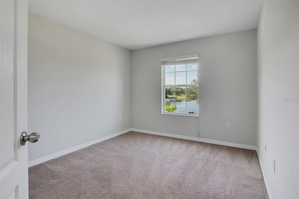 Image 15 of property listing at 10769 SAVANNAH LANDING CIRCLE, Orlando, FL 32832
