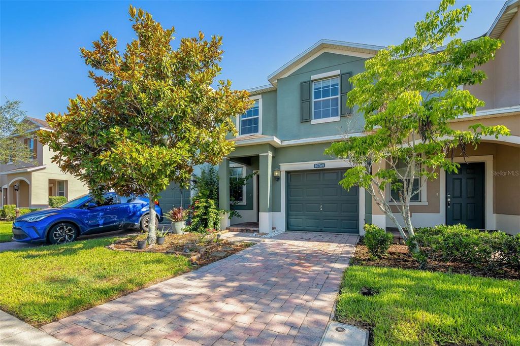 Image 3 of property listing at 10769 SAVANNAH LANDING CIRCLE, Orlando, FL 32832