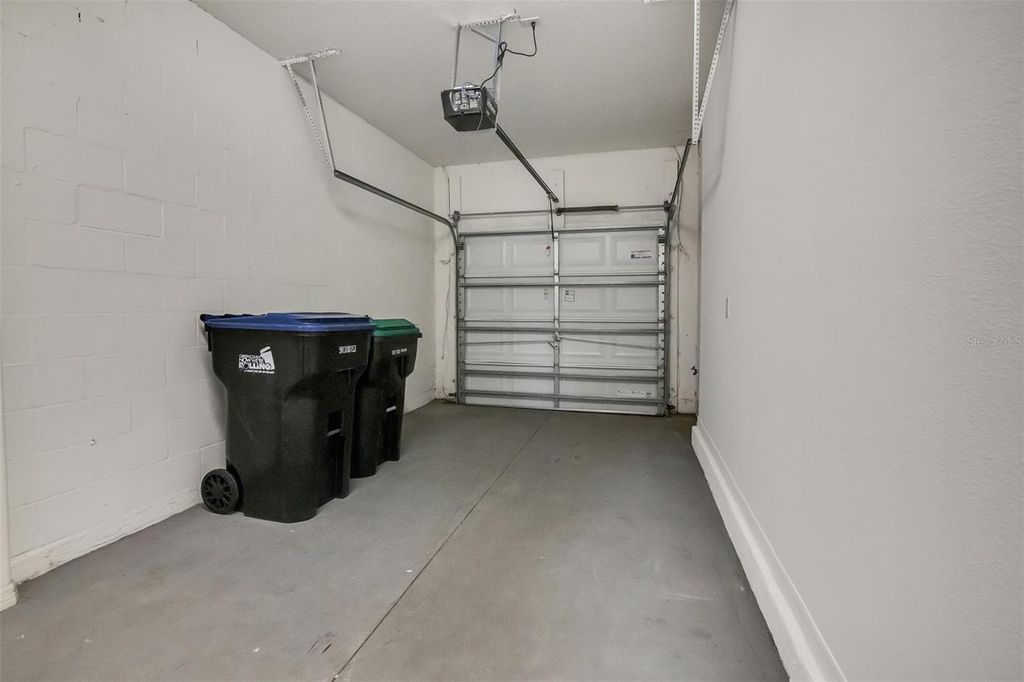 Image 22 of property listing at 10769 SAVANNAH LANDING CIRCLE, Orlando, FL 32832