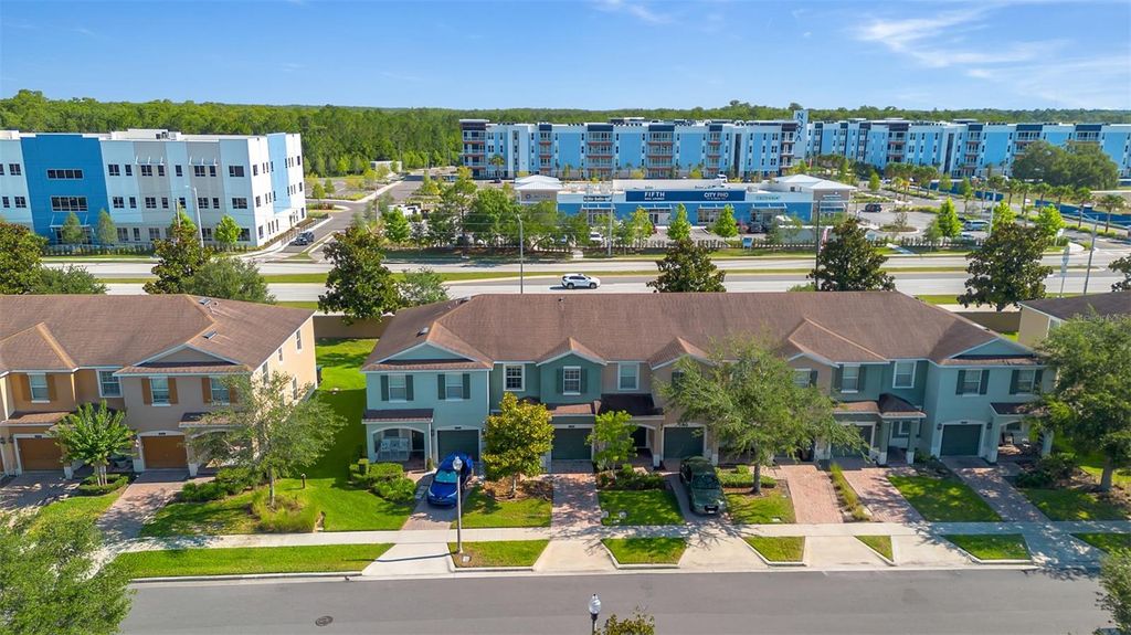 Image 26 of property listing at 10769 SAVANNAH LANDING CIRCLE, Orlando, FL 32832