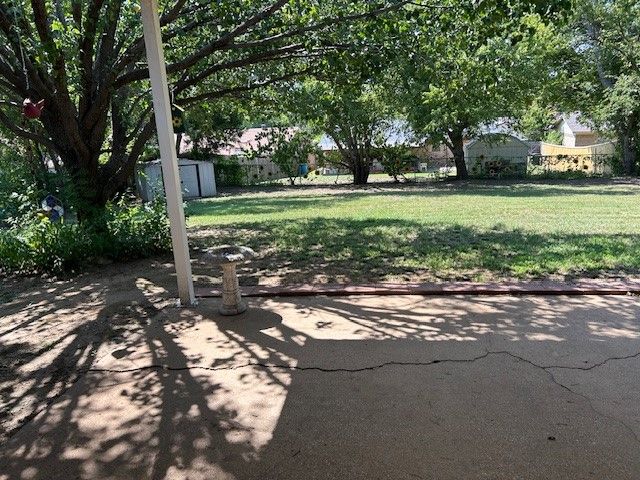 6613 Mona Lisa Avenue, Watauga, TX 76148