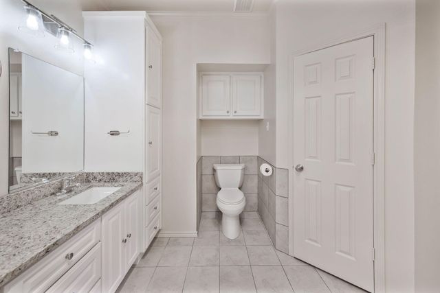 8312 Elgin Avenue, Lubbock, TX 79423