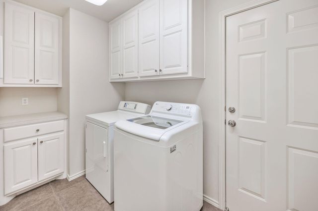 8312 Elgin Avenue, Lubbock, TX 79423