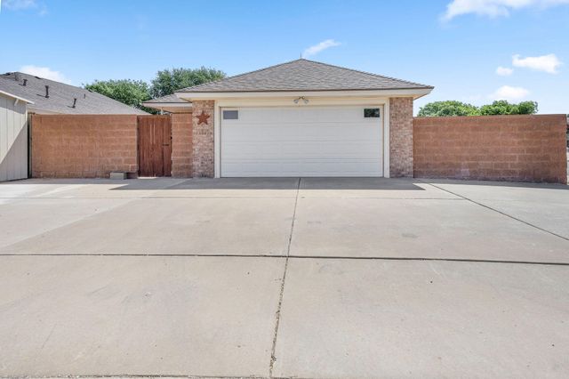 8312 Elgin Avenue, Lubbock, TX 79423