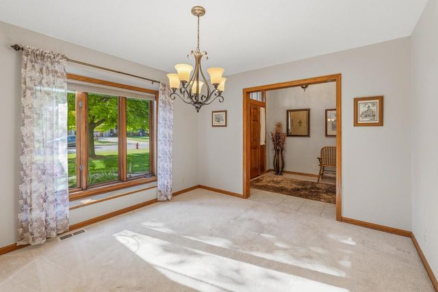 787 Green Bay DRIVE, Mayville, WI 53050