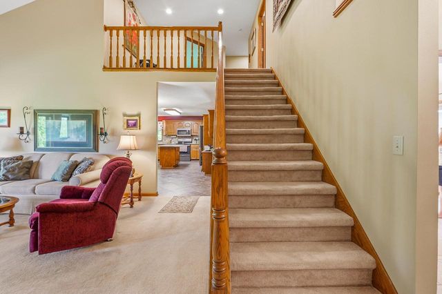 787 Green Bay DRIVE, Mayville, WI 53050