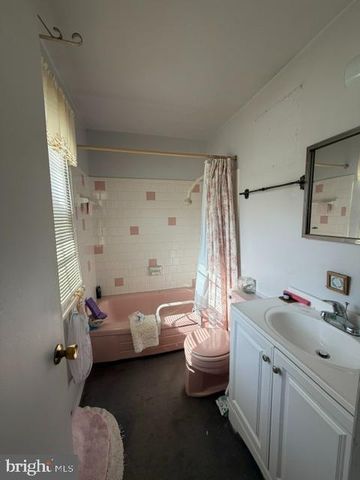 7952 CROSS CREEK DR, Glen Burnie, MD 21061