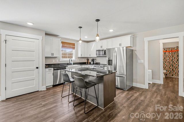 310 Old Hardin Road, Dallas, NC 28034