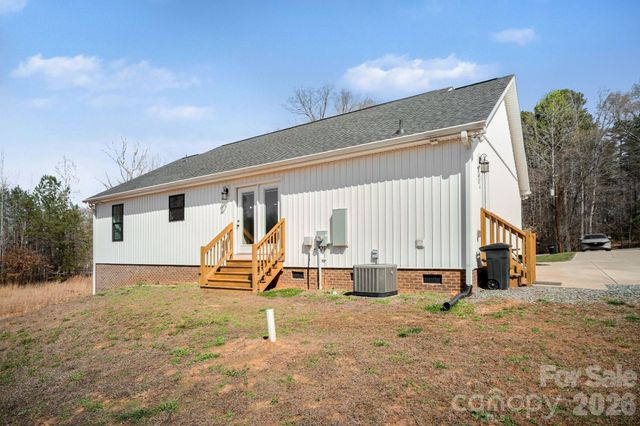 310 Old Hardin Road, Dallas, NC 28034