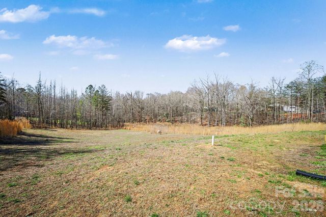 310 Old Hardin Road, Dallas, NC 28034