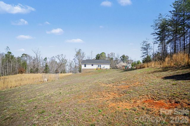 310 Old Hardin Road, Dallas, NC 28034