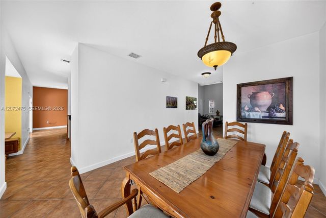 6903 SW 158th Avenue, Miami, FL 33193