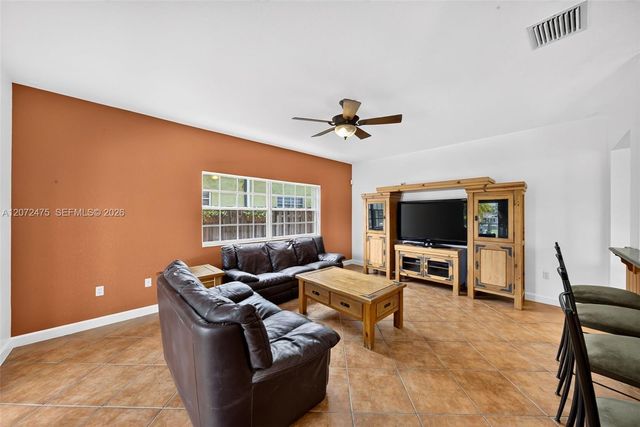 6903 SW 158th Avenue, Miami, FL 33193